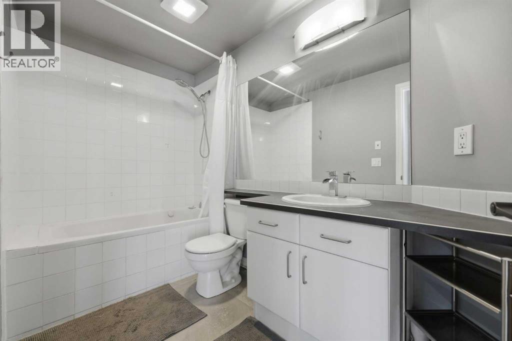 Single Family House for Sale in    Avenue SW Beltline Calgary 