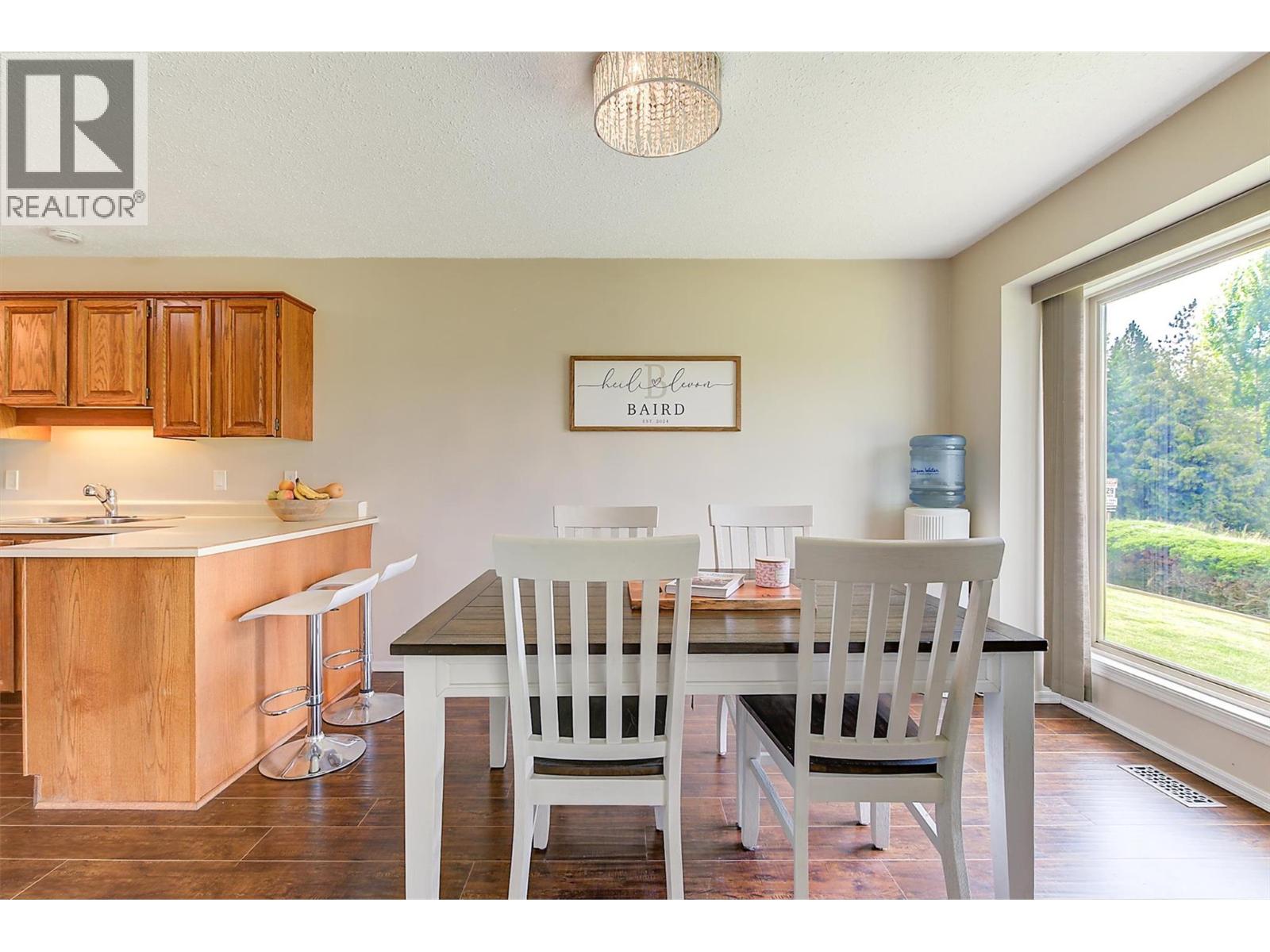  2226 Golf Course Drive, West Kelowna