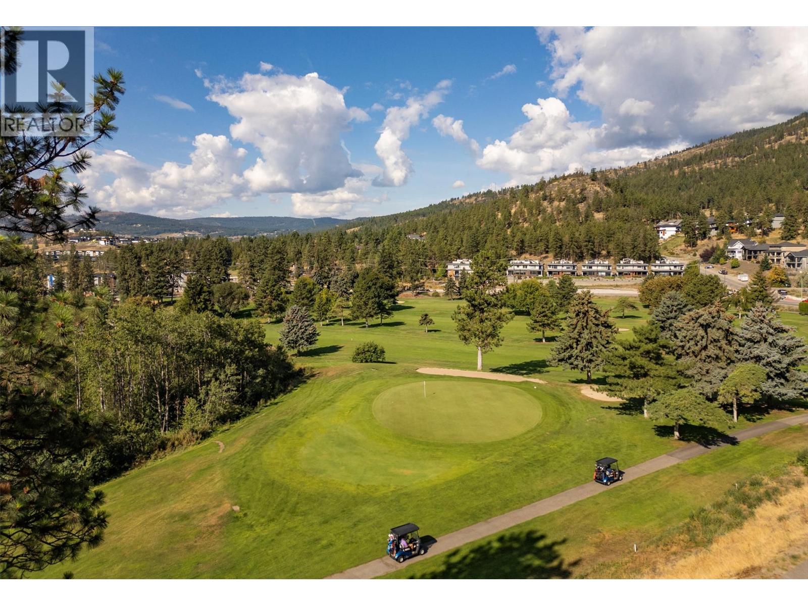  2226 Golf Course Drive, West Kelowna