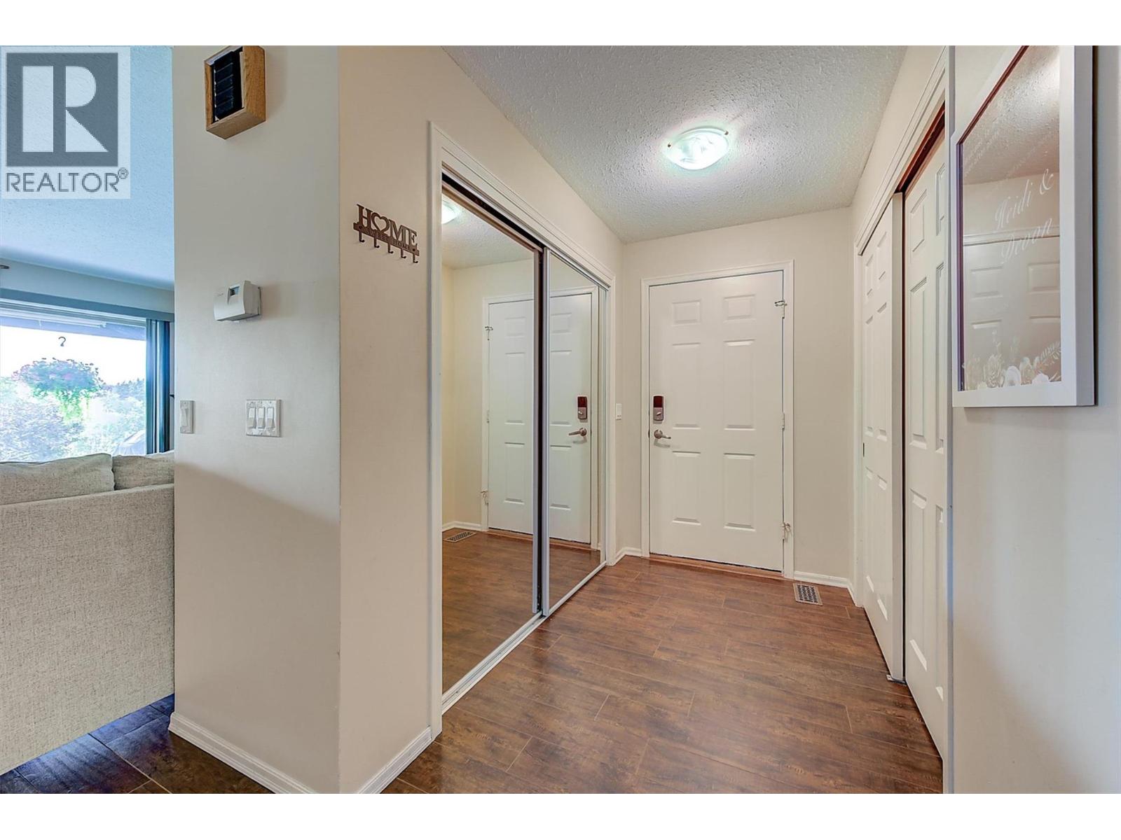  2226 Golf Course Drive, West Kelowna