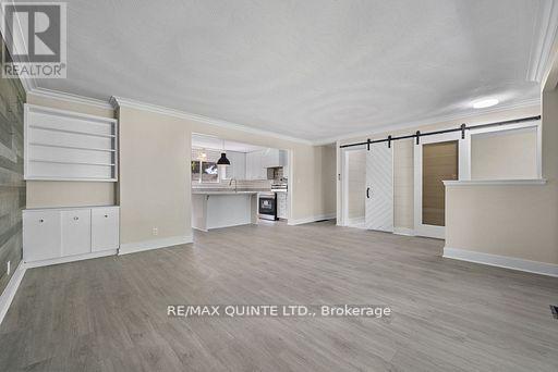 236 MCGILL STREET - 9