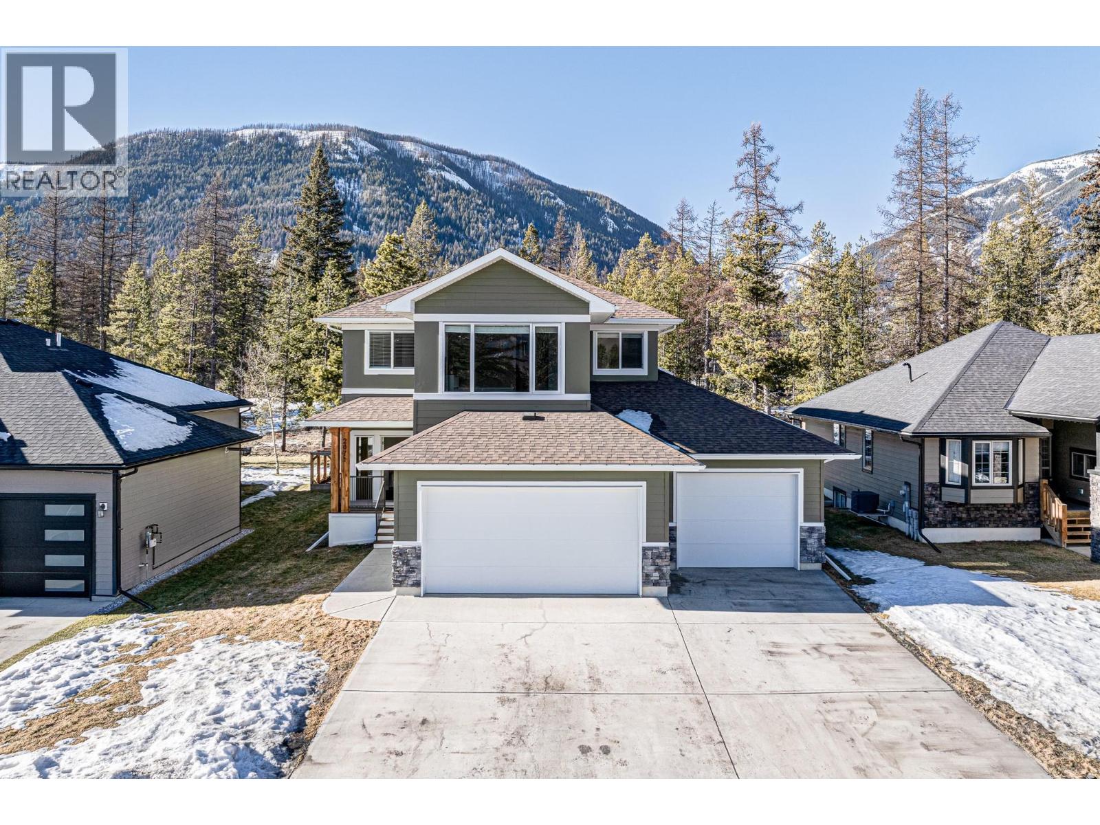2071 Golden Eagle Drive, Sparwood