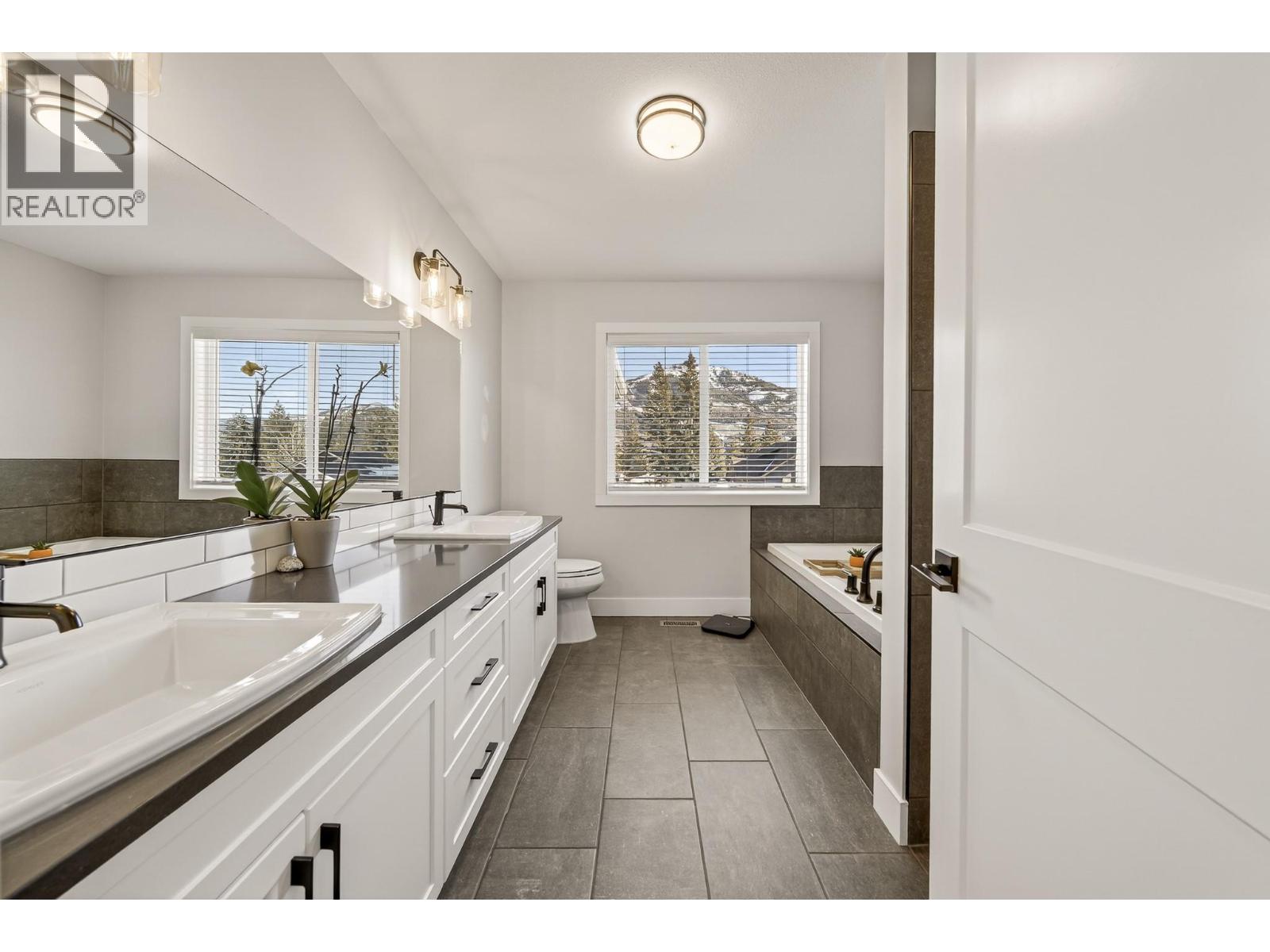 2071 Golden Eagle Drive, Sparwood