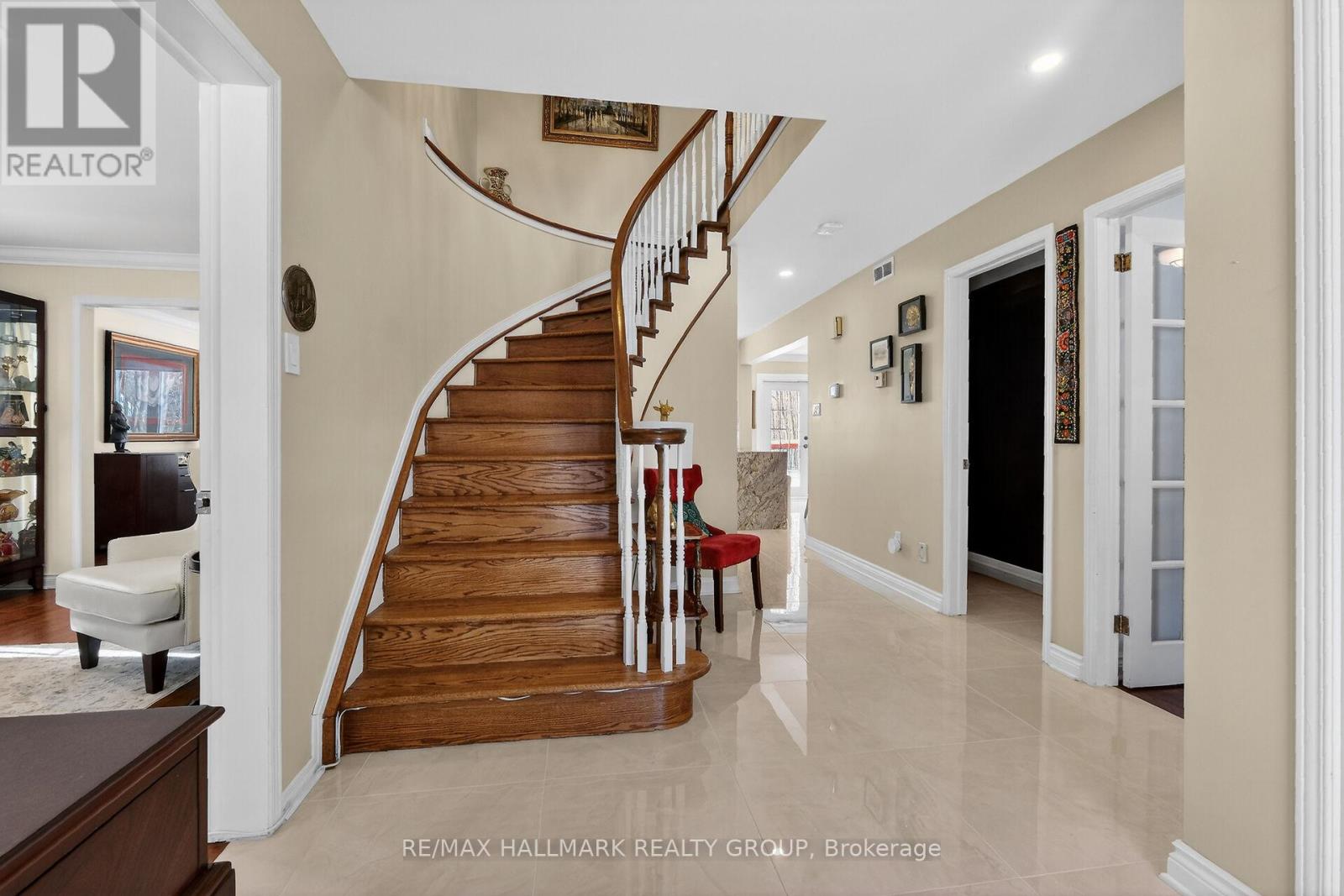 Graceful curved staircase