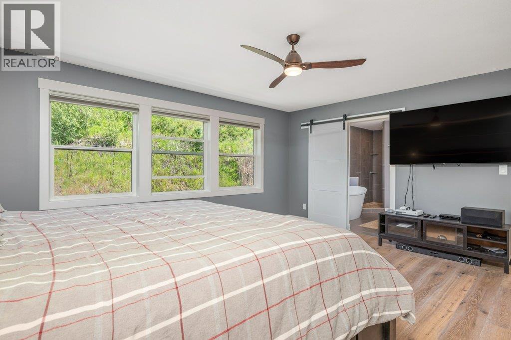  313 Baldy Place, Vernon