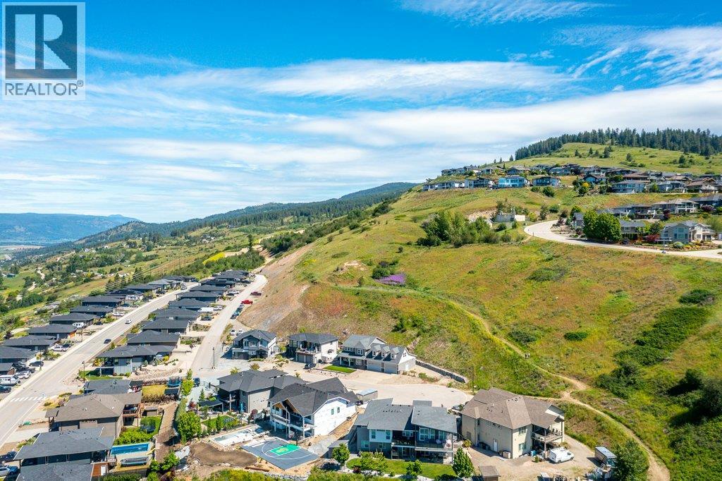  313 Baldy Place, Vernon