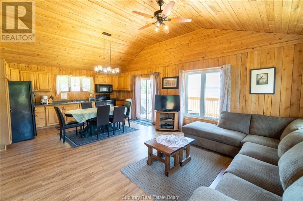0 PANACHE LAKE MOUNTAIN COVE LODGE - 45