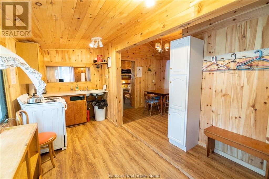 0 PANACHE LAKE MOUNTAIN COVE LODGE - 68