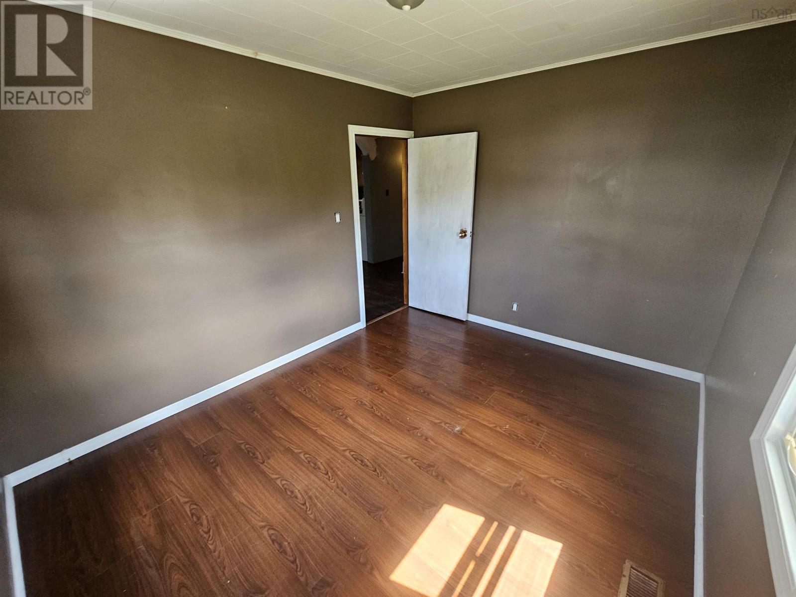 Property 18 of 21 of 29 Cowan Street