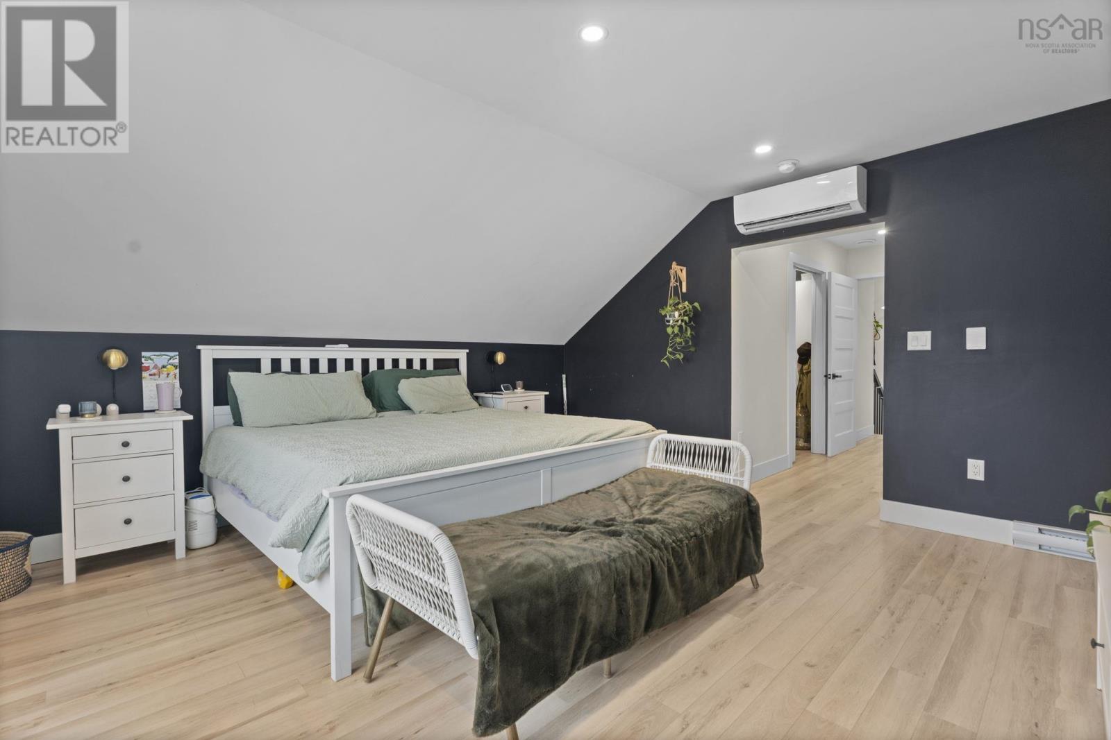 Property 30 of 51 of 20 Sunview Crescent