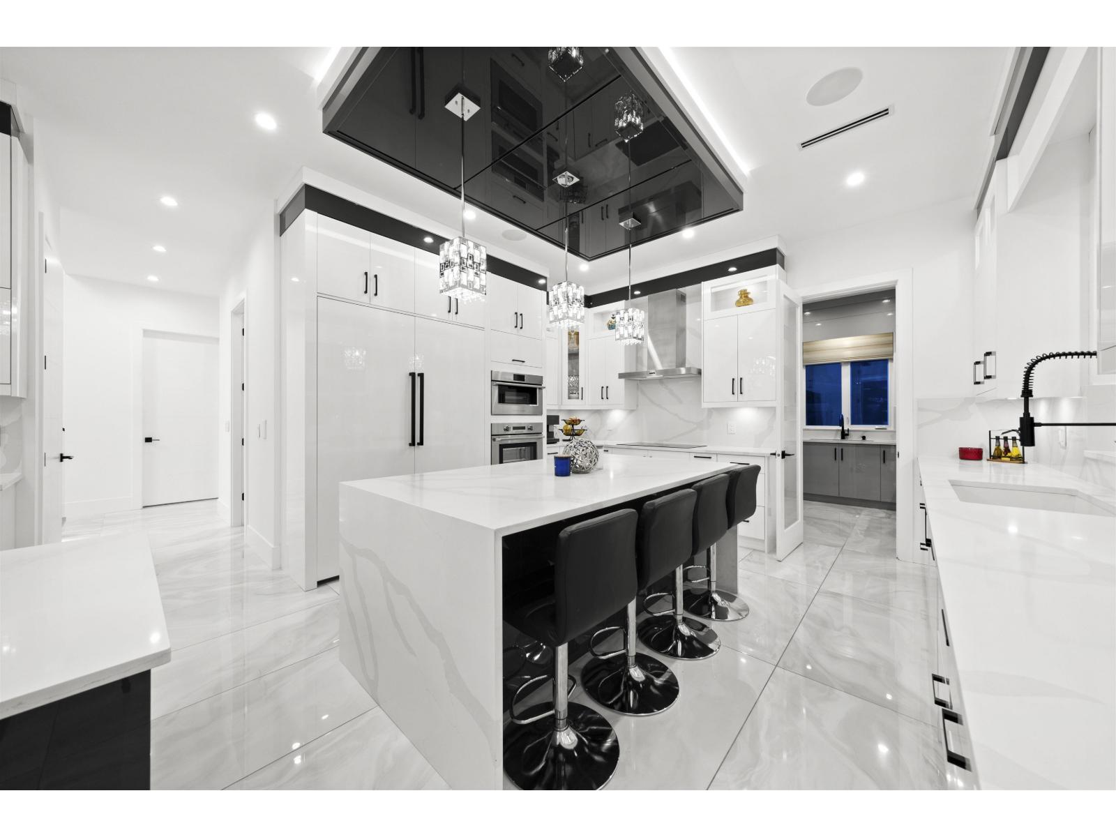 8269 111B Street, Delta