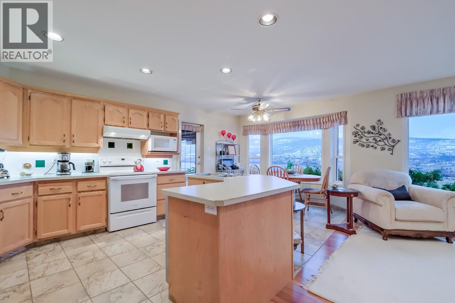 459 Ridge Place, Penticton