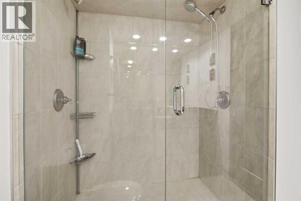 Single Family House for Sale in    Avenue SW Beltline Calgary 