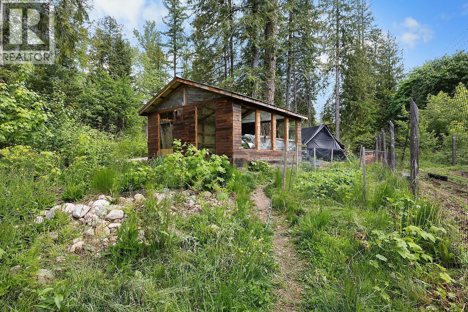 16317 BOWE ROAD - 22