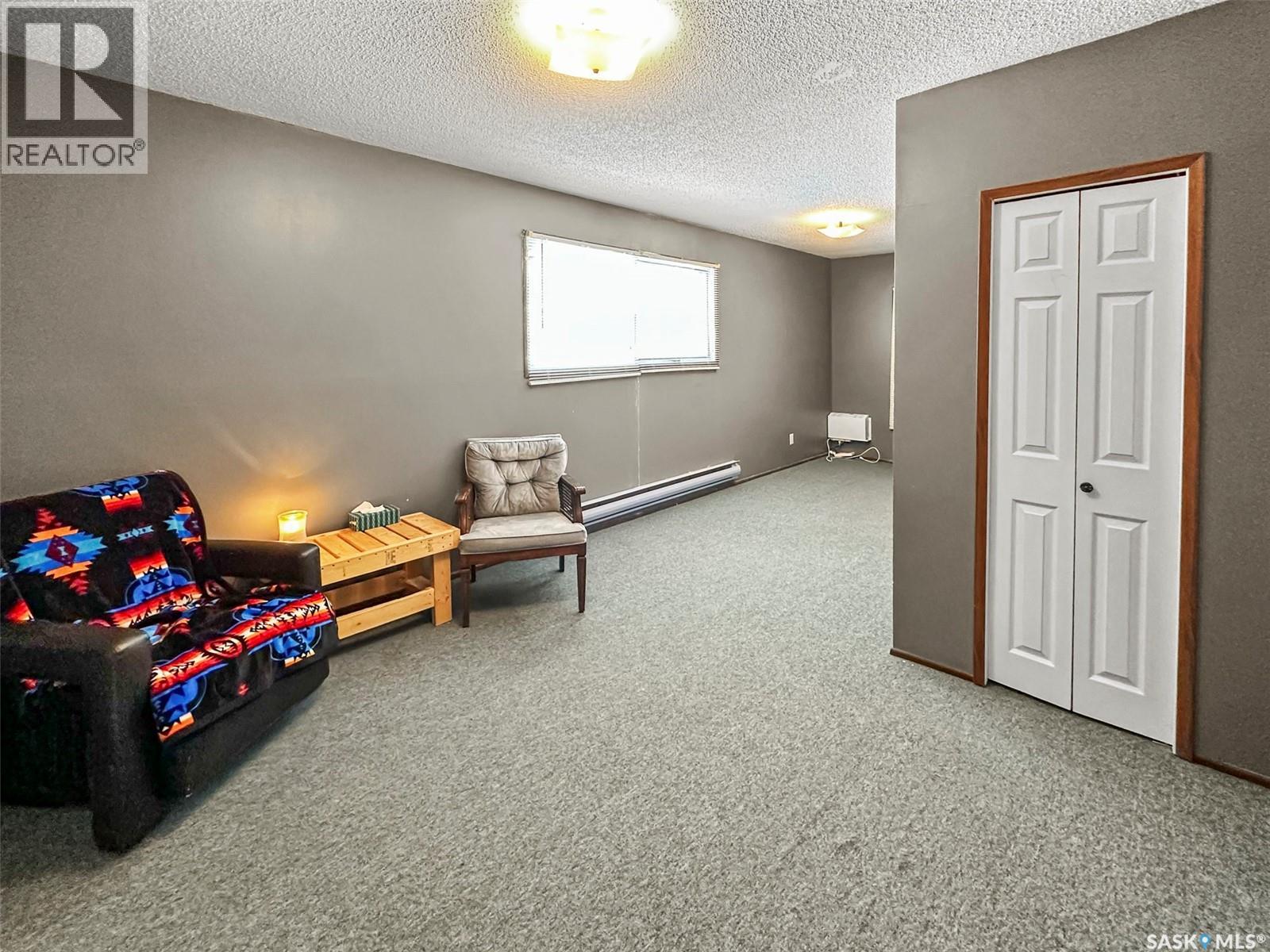 Single Family House Mobile Home for Sale in  Prairie Sun COURT Swift Current 