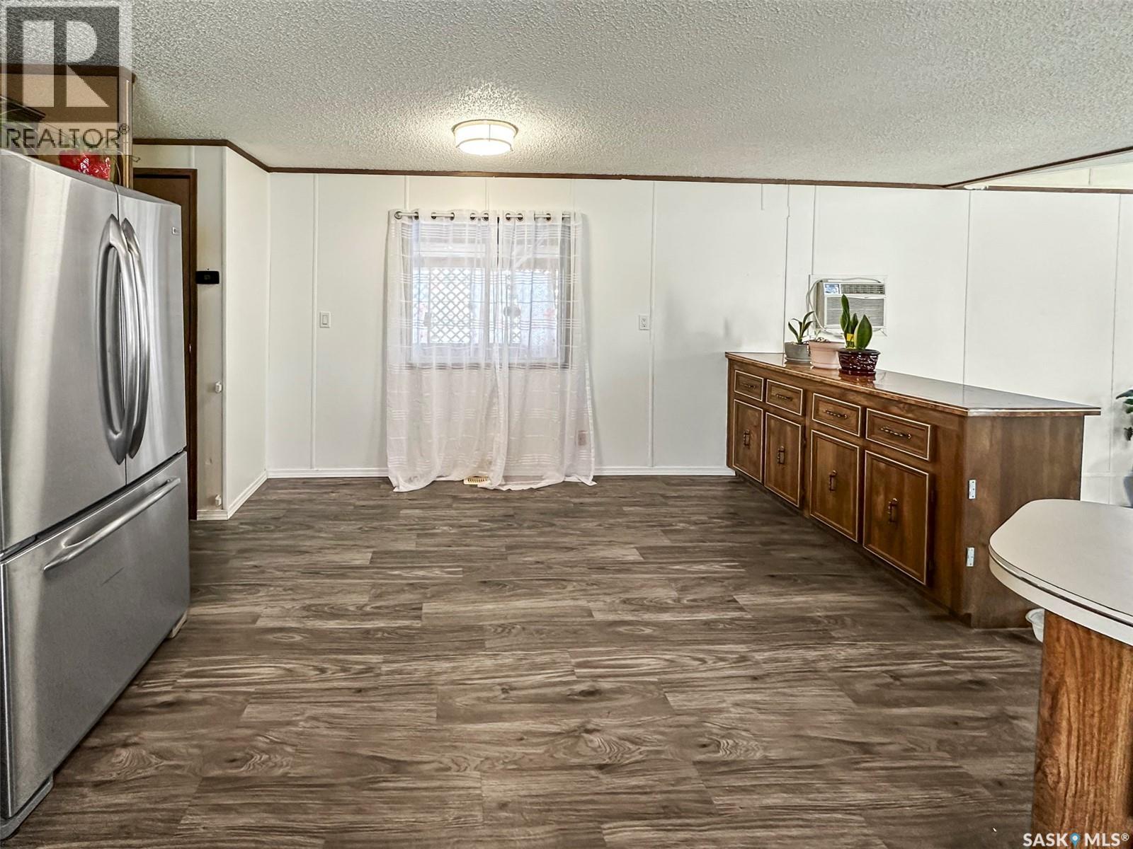 Single Family House Mobile Home for Sale in  Prairie Sun COURT Swift Current 