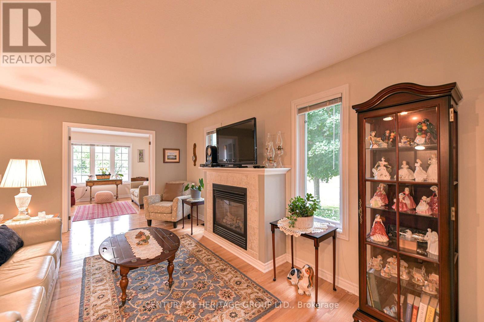 130 HEDGEWOOD LANE - 26