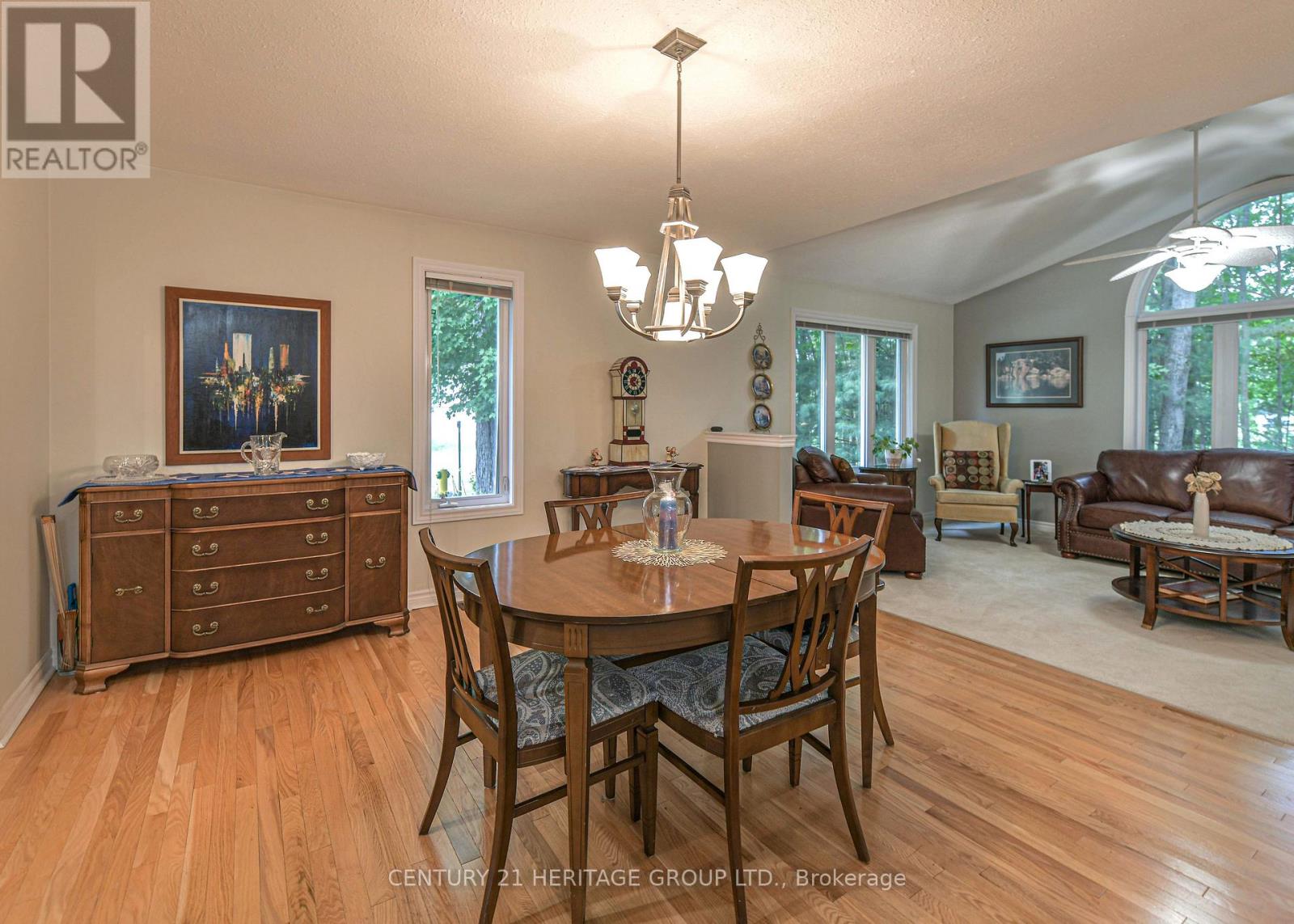 130 HEDGEWOOD LANE - 28