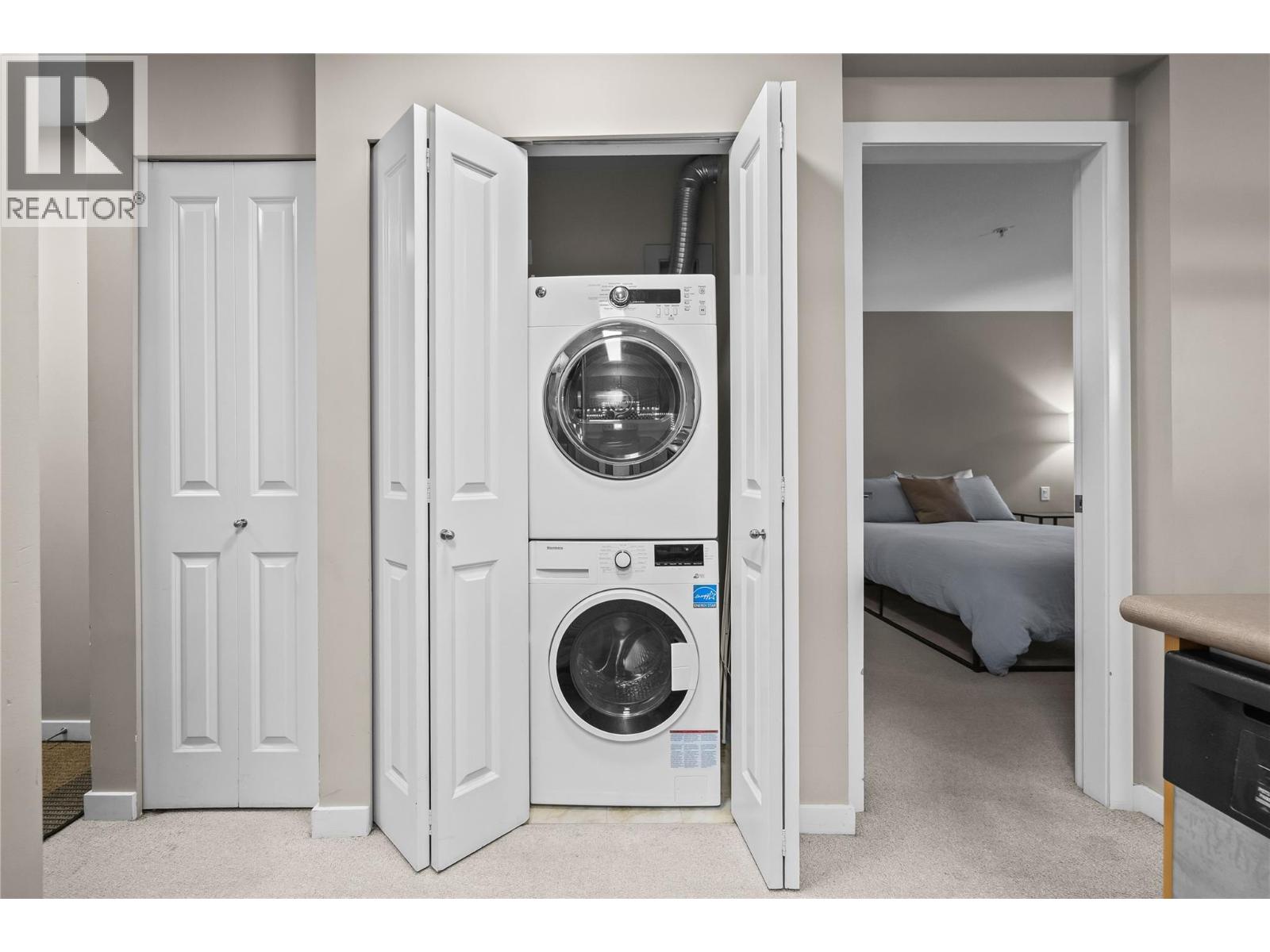 305 567 Yates Road, Kelowna