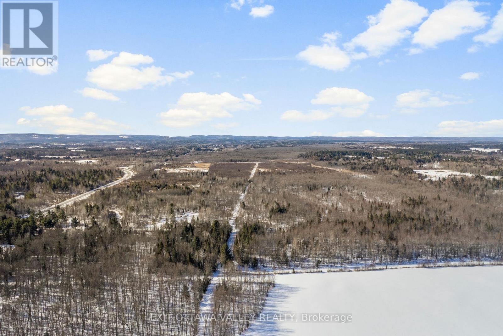 272 ROUND LAKE ROAD — photo 31