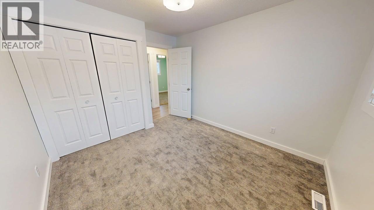 9407 106 AVENUE - 17