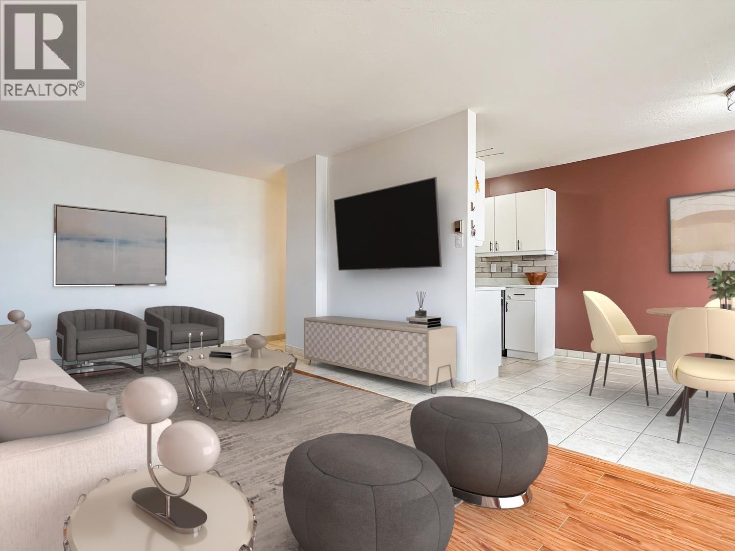 320 ROYAL Avenue 502