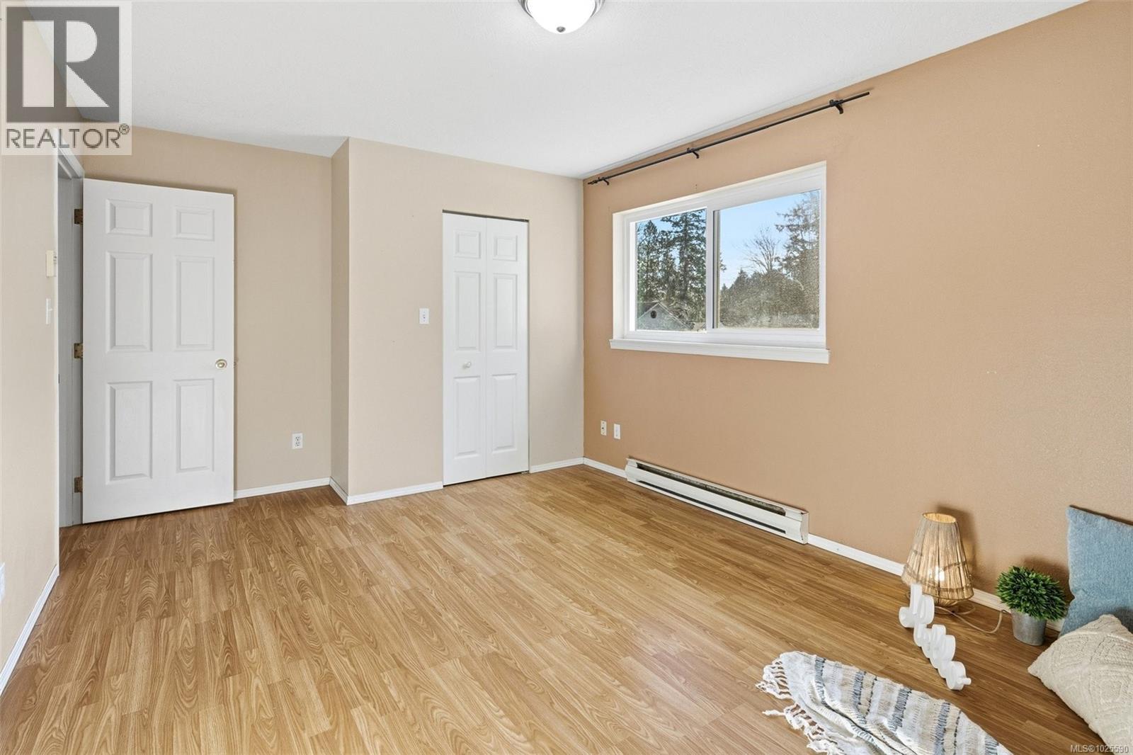 3 711 Malone Rd, Ladysmith