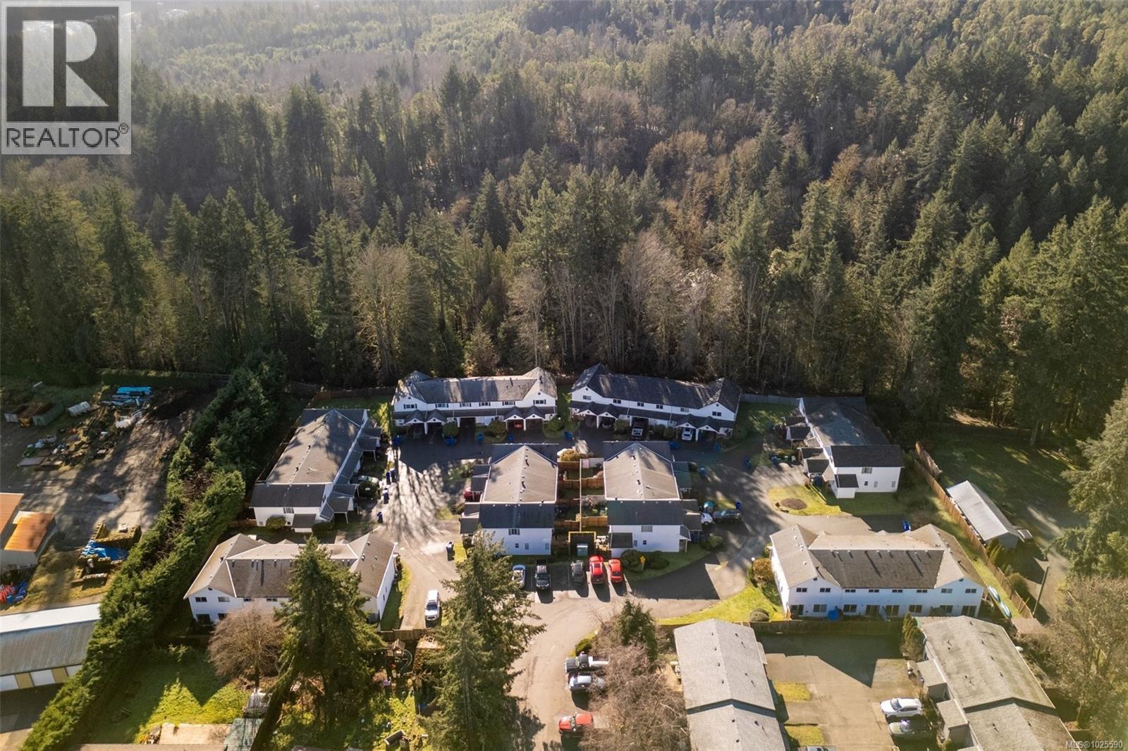 3 711 Malone Rd, Ladysmith