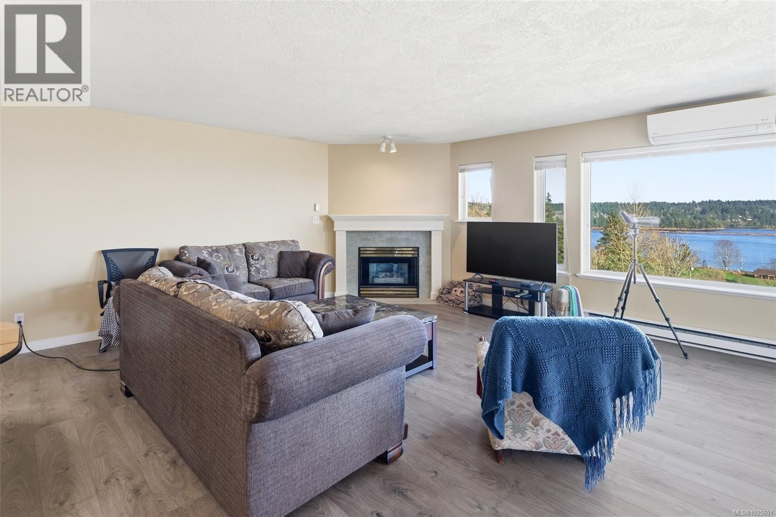 12 100 Gifford Rd, Ladysmith