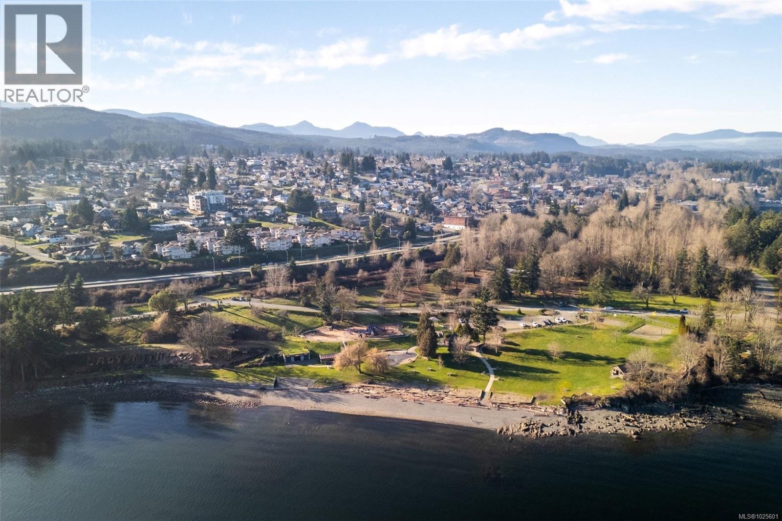 12 100 Gifford Rd, Ladysmith