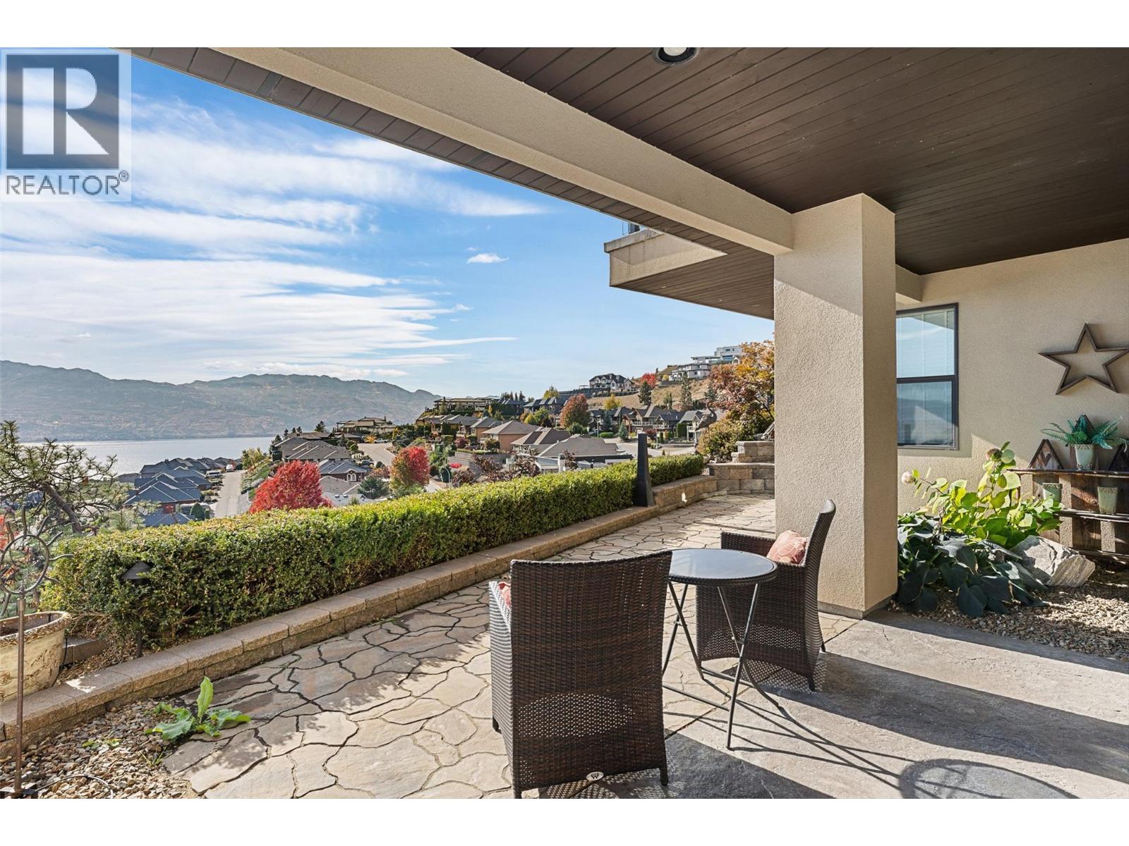 3211 Pinot Noir Place, West Kelowna