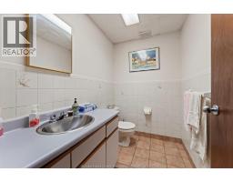 871 Erie Street East, Windsor, ON N9A3Y7 Photo 22