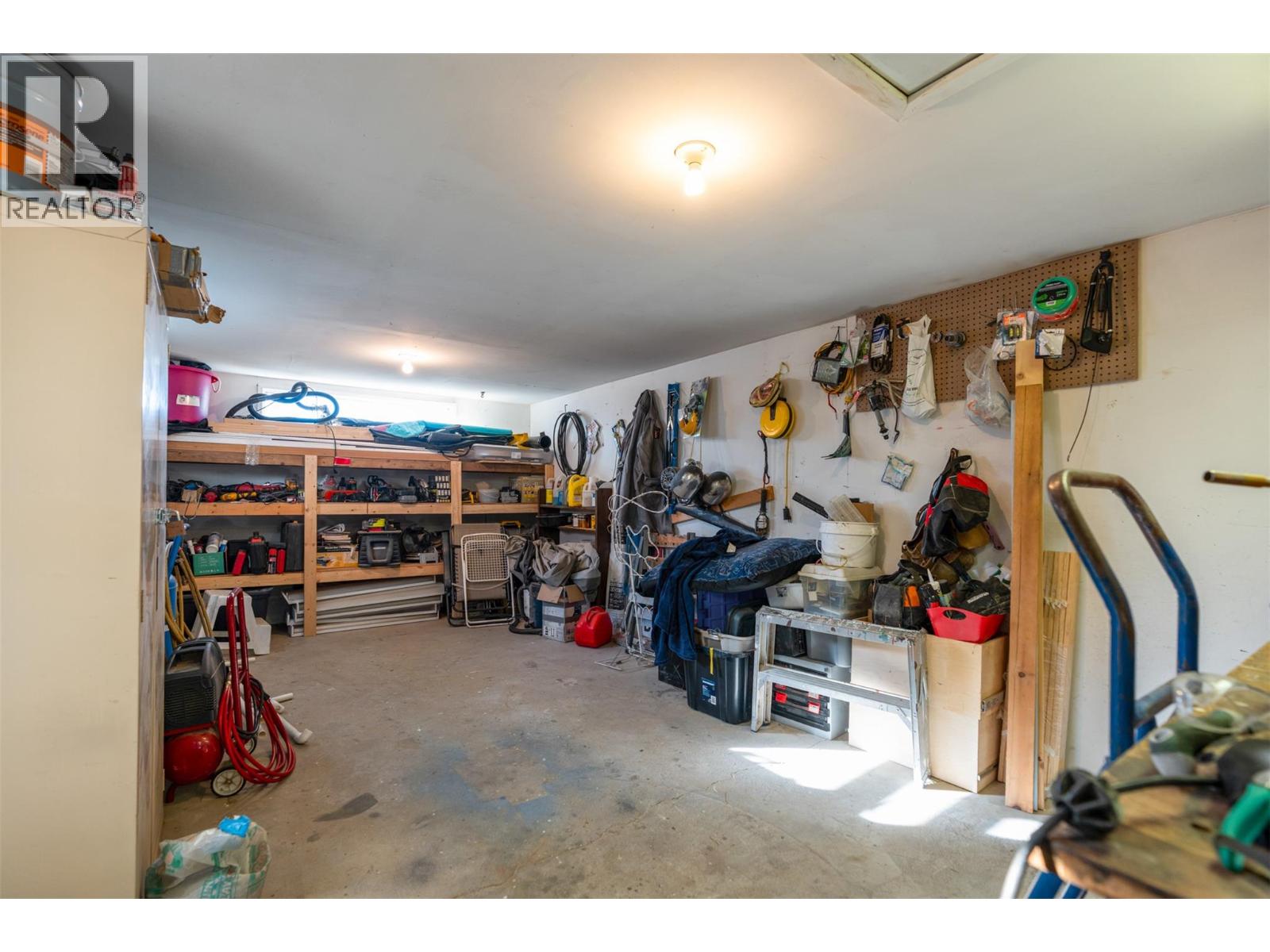  1400 30 Avenue, Vernon