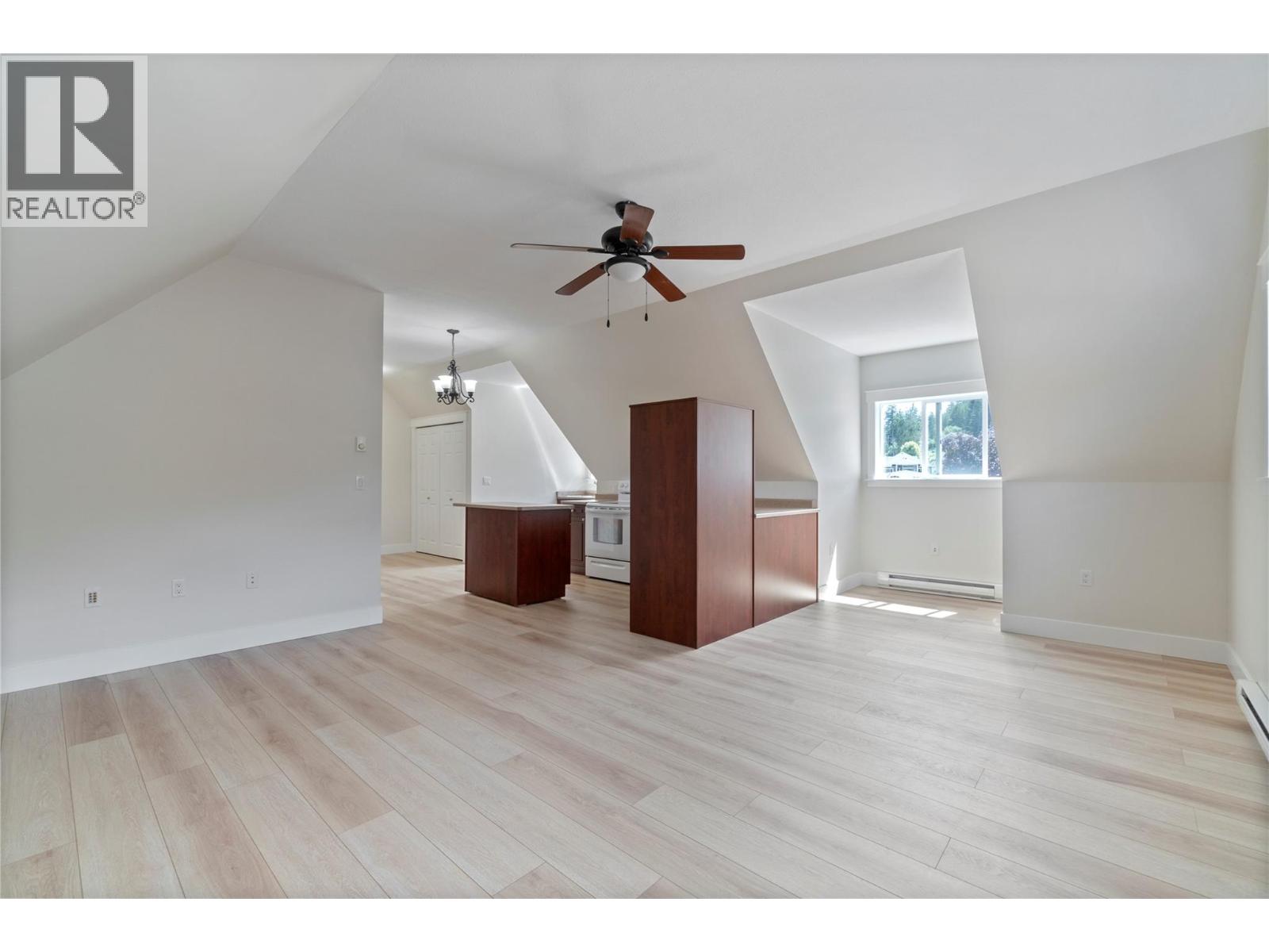 7281 46 Street NE, Salmon Arm