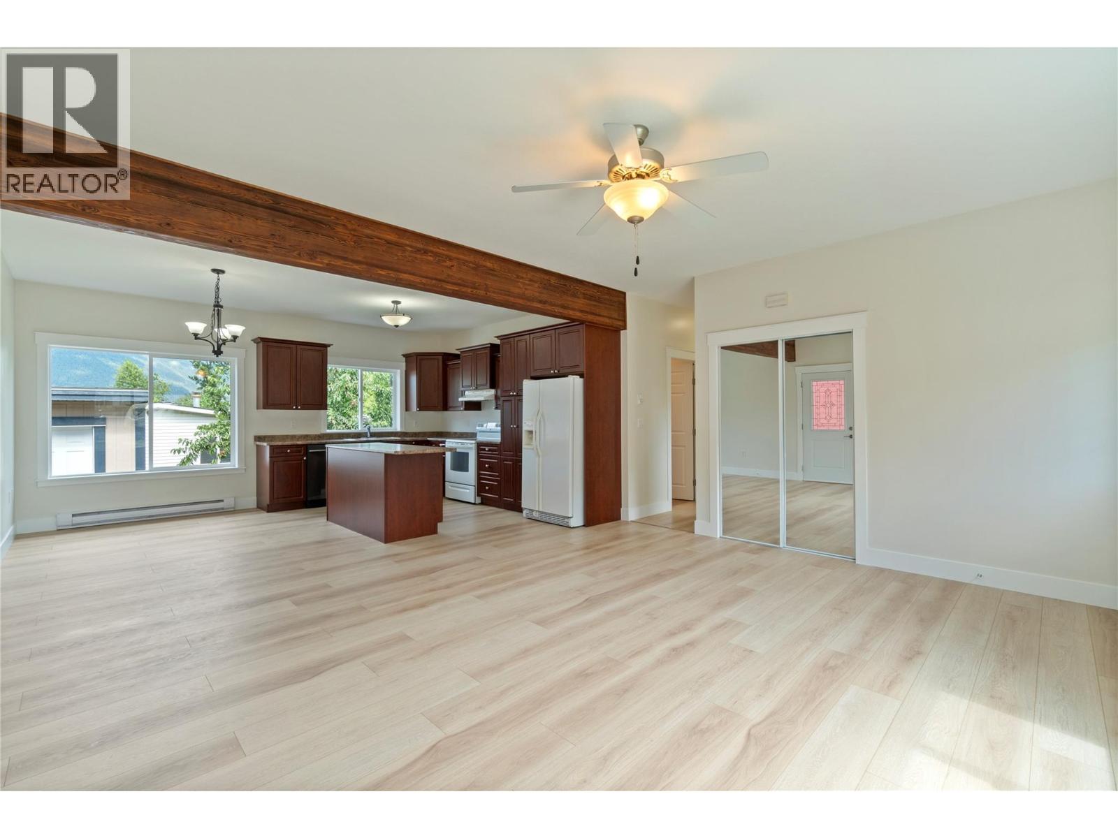 7281 46 Street NE, Salmon Arm