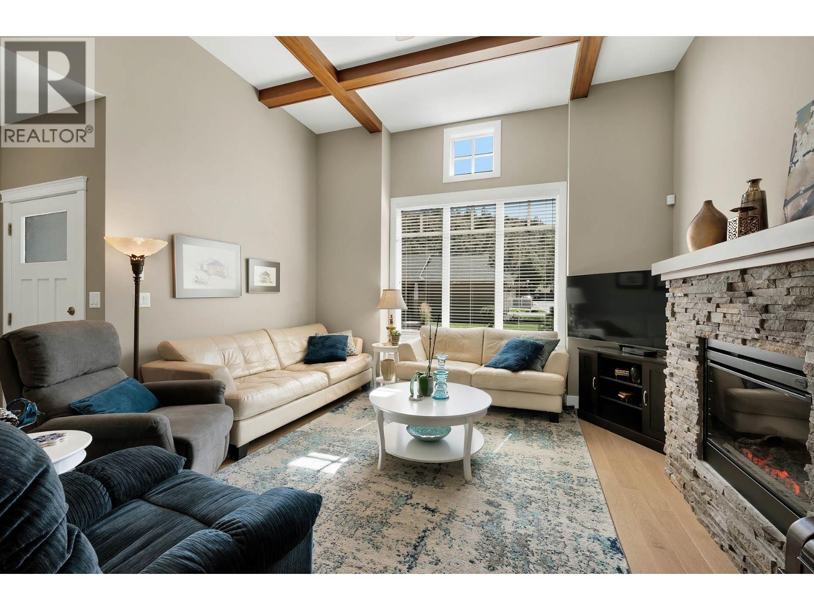 #123 2920 VALLEYVIEW DRIVE - 6