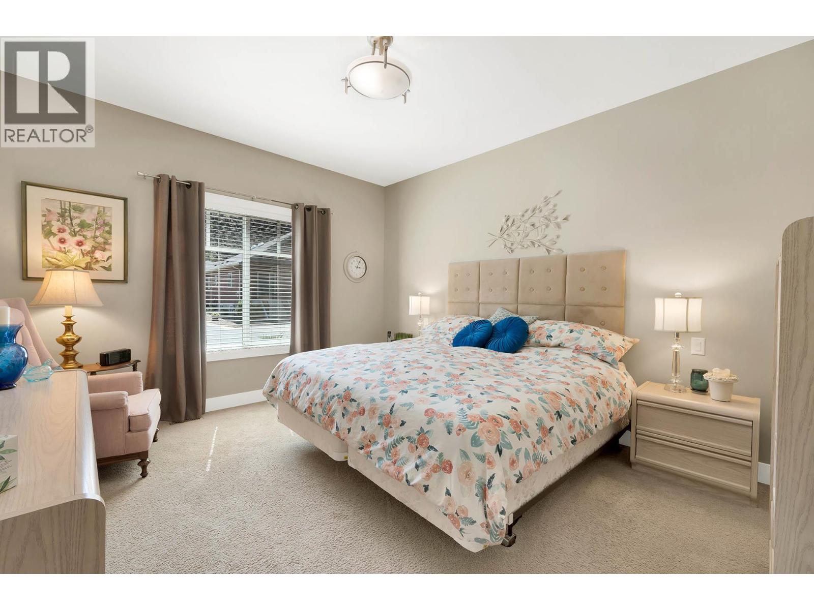 #123 2920 VALLEYVIEW DRIVE - 37