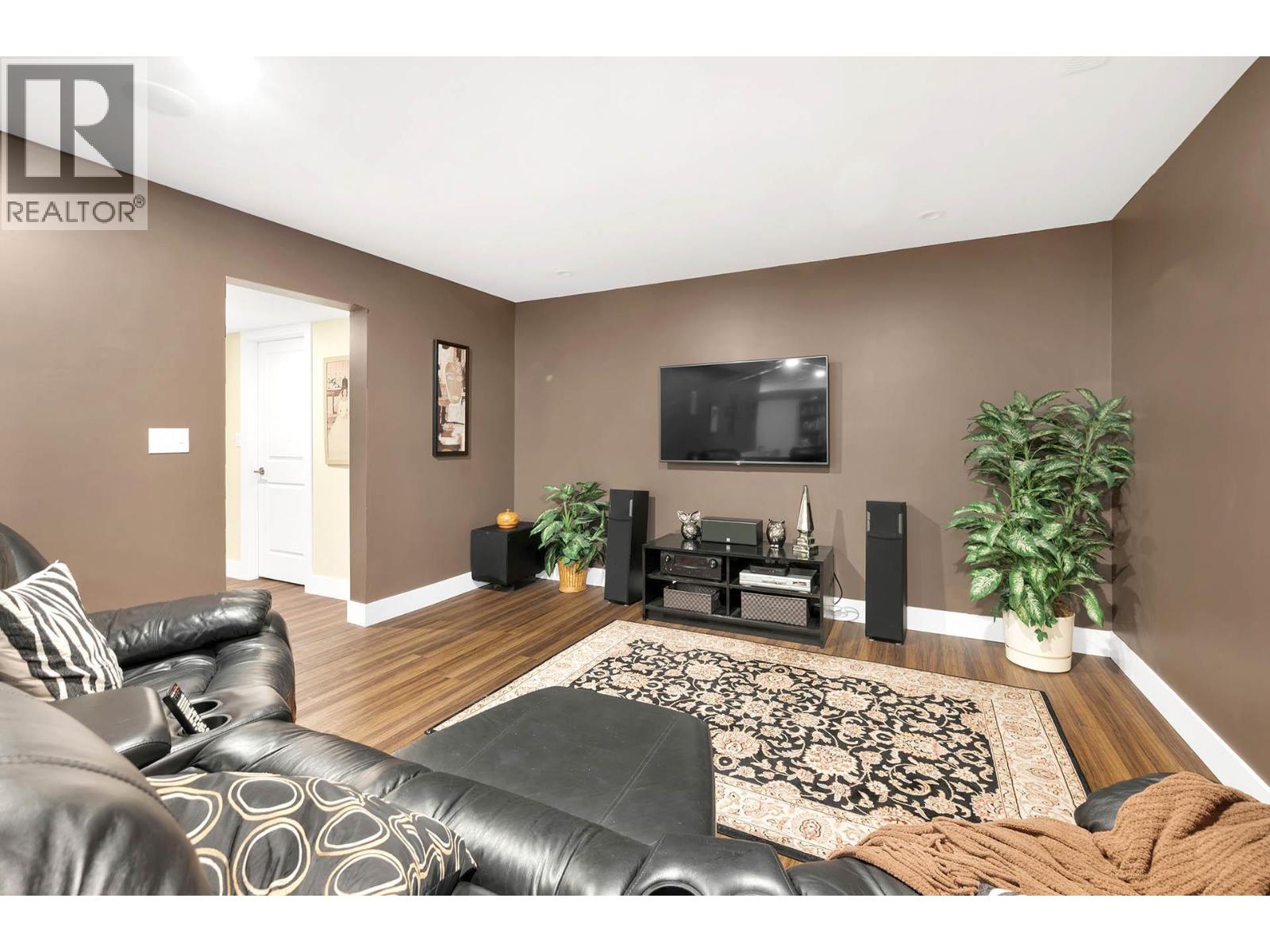 #123 2920 VALLEYVIEW DRIVE - 30