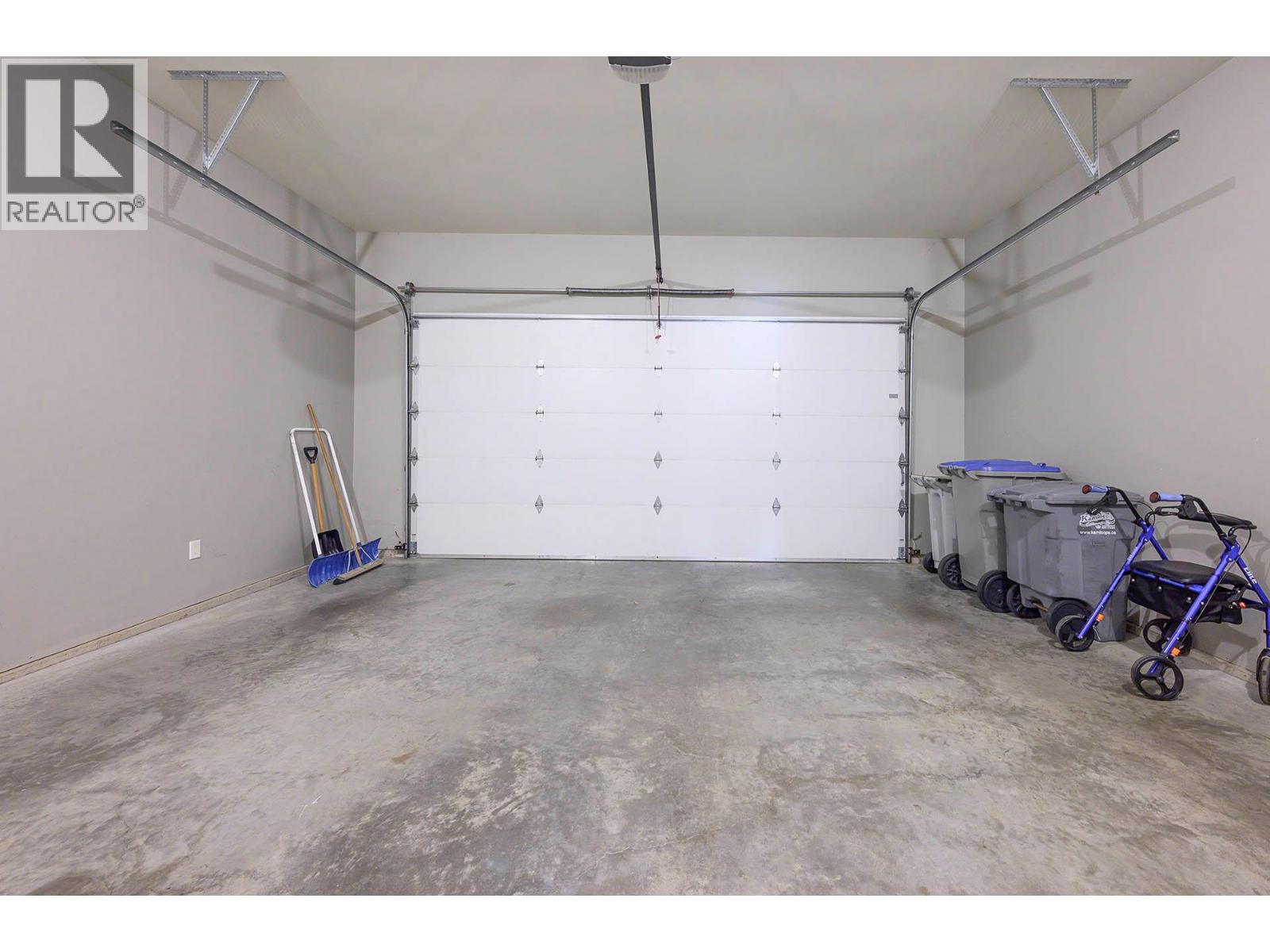 #123 2920 VALLEYVIEW DRIVE - 53