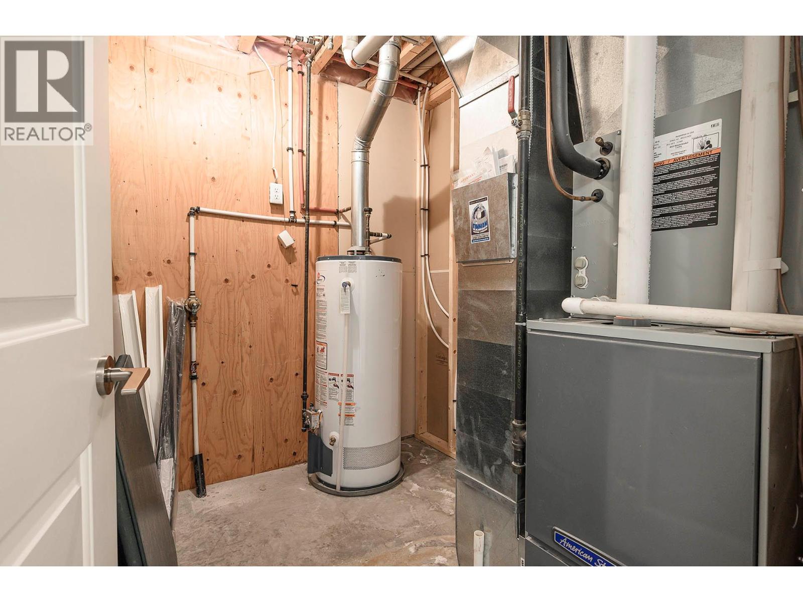 #123 2920 VALLEYVIEW DRIVE - 51