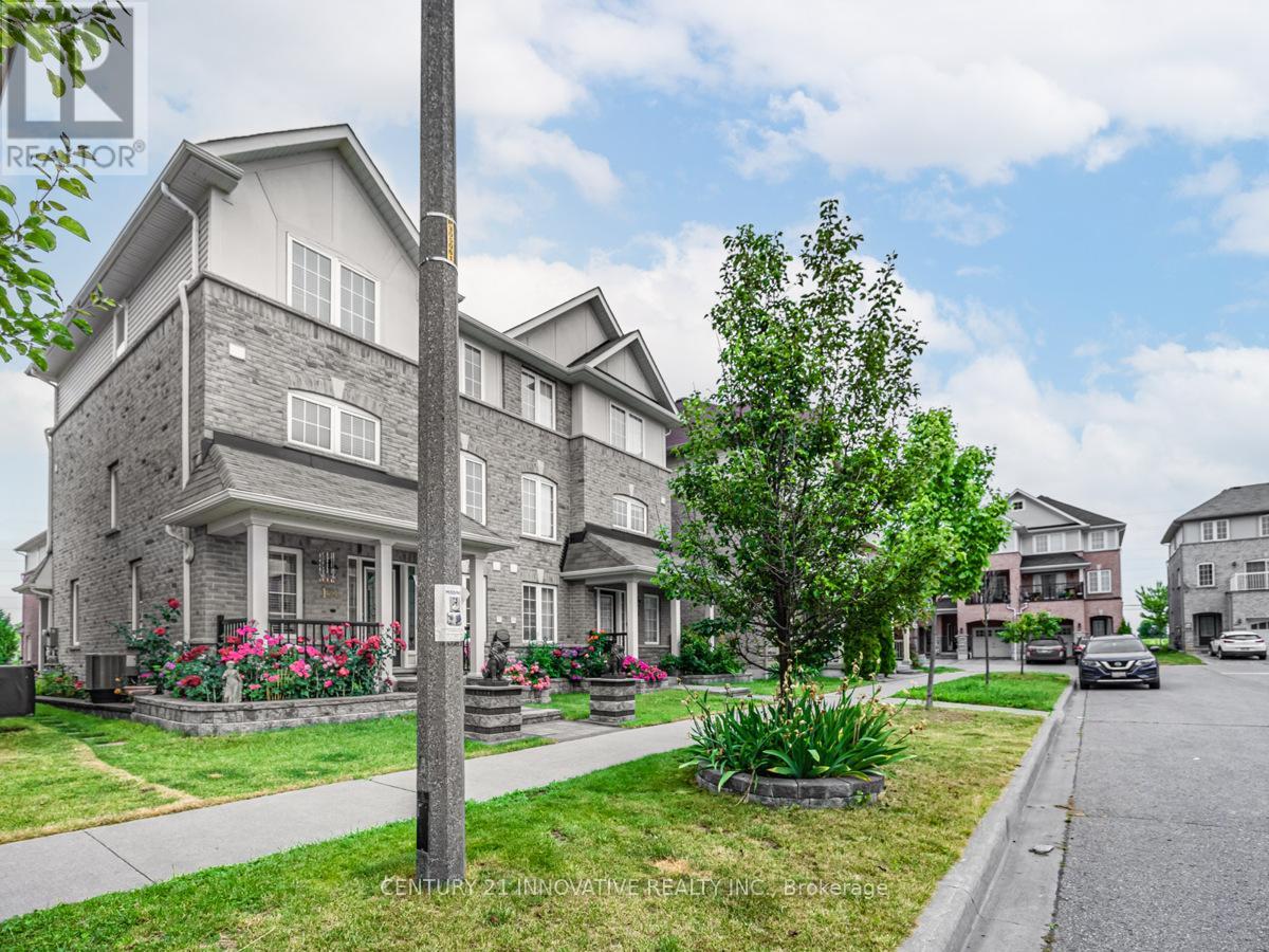 138 BARNHAM STREET - Photo 3 of 41, Ajax (Central East), Ontario