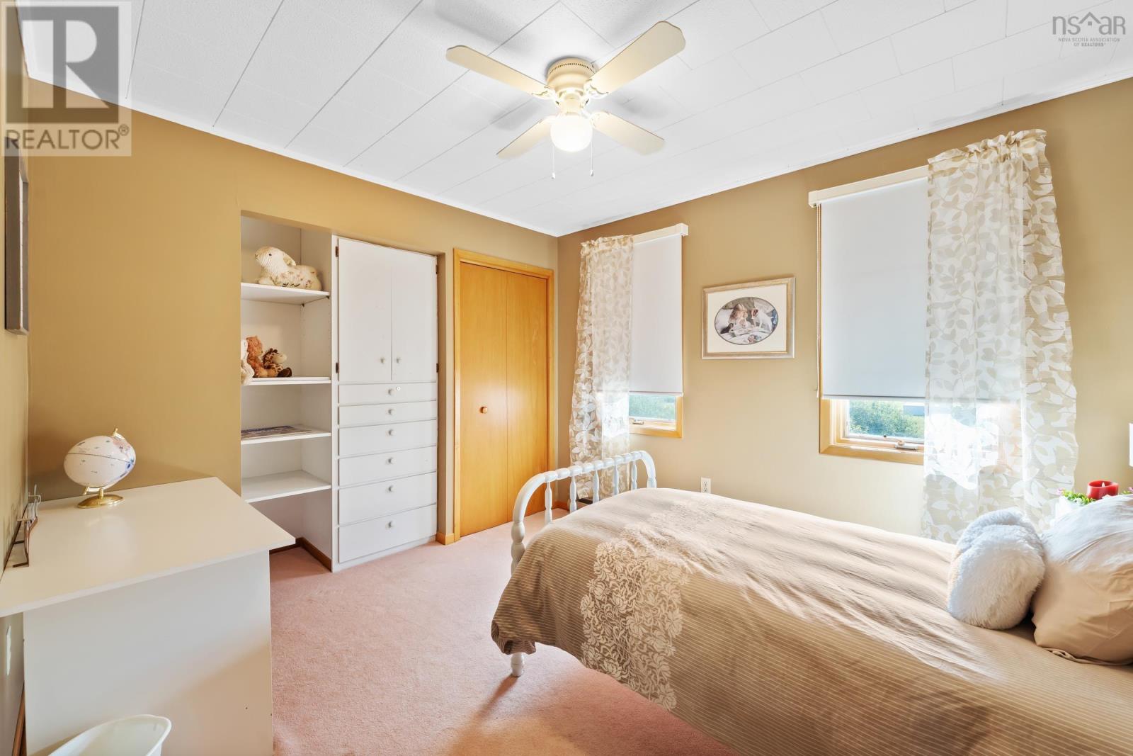 Property 24 of 47 of 260 Phinney Mountain Road