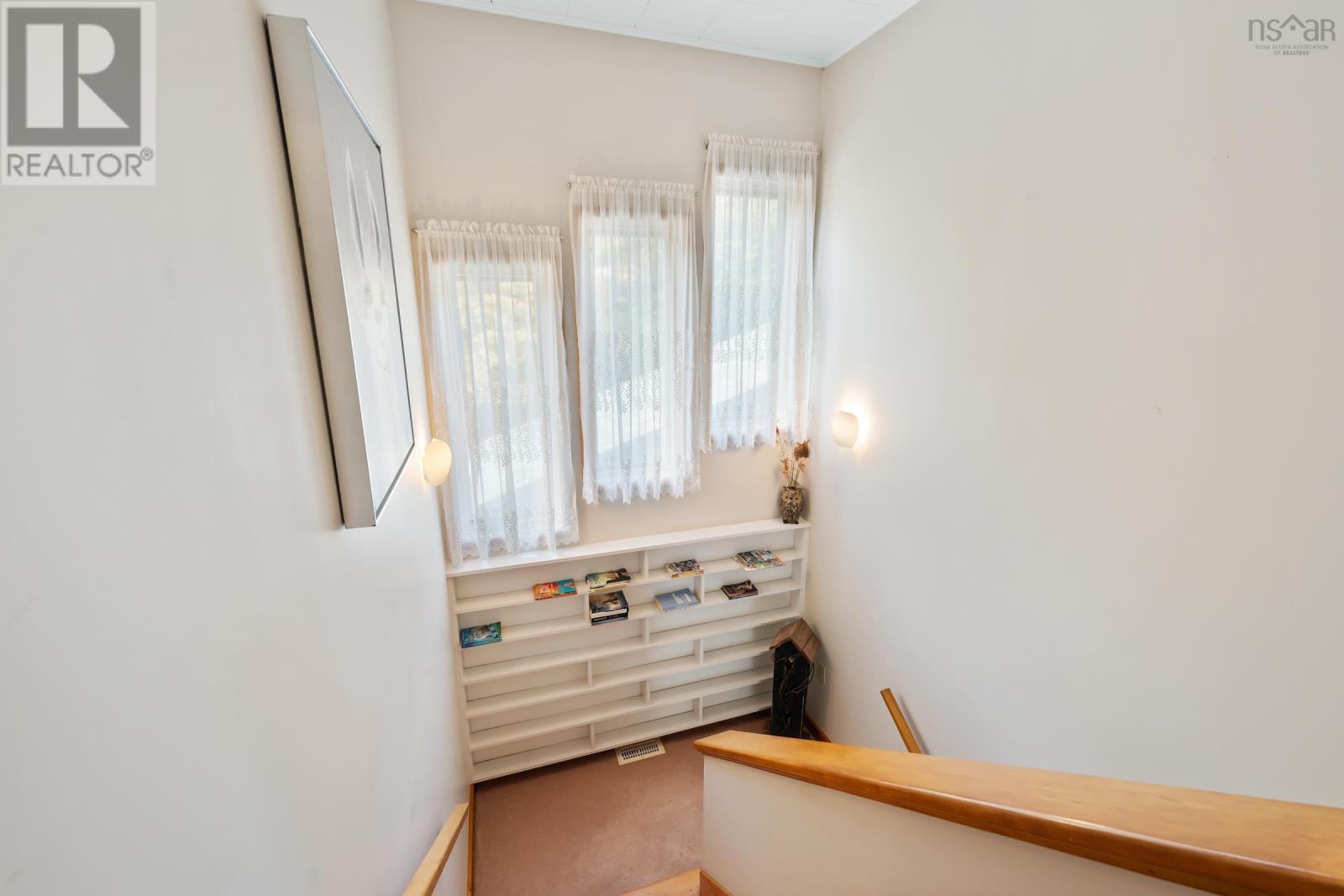 Property 20 of 47 of 260 Phinney Mountain Road