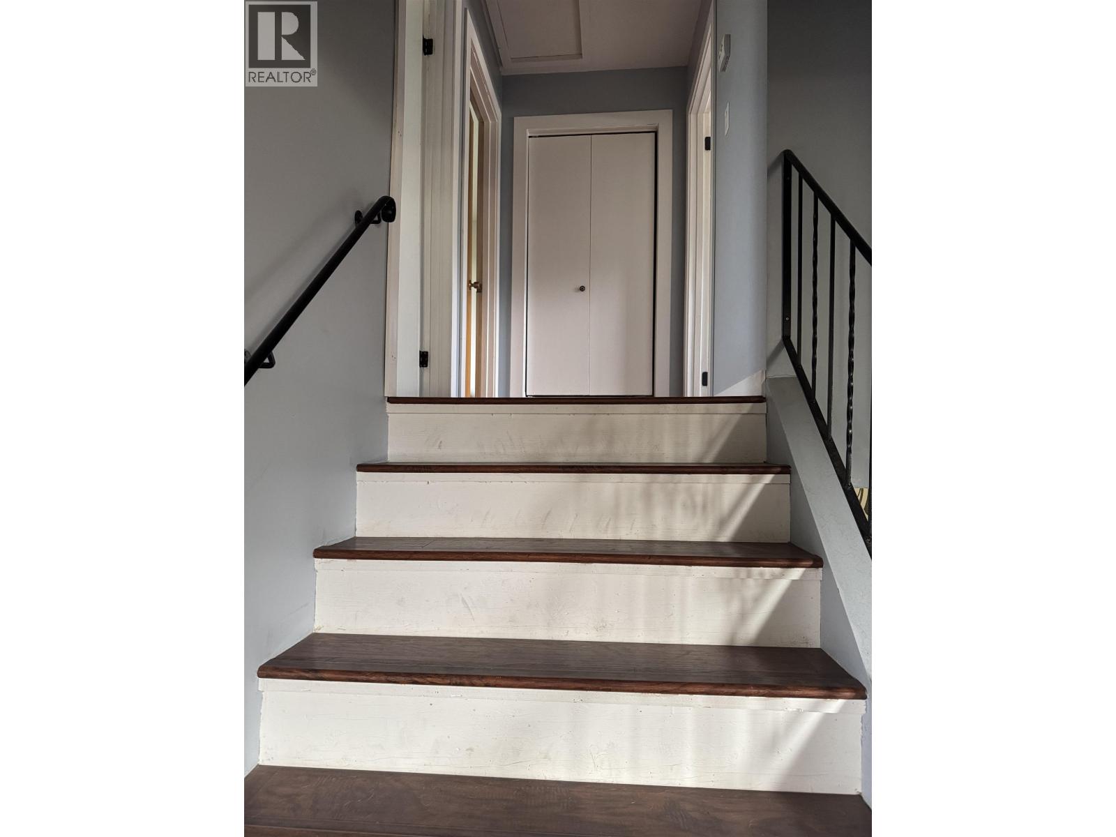 231 CENTENNIAL DRIVE, Mackenzie