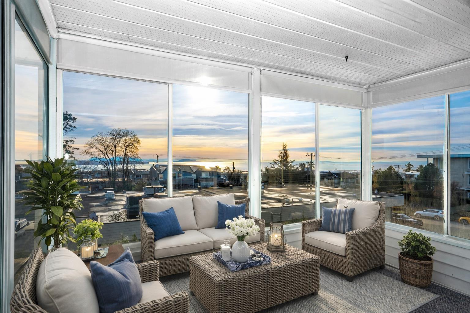 210 1354 WINTER STREET, White Rock