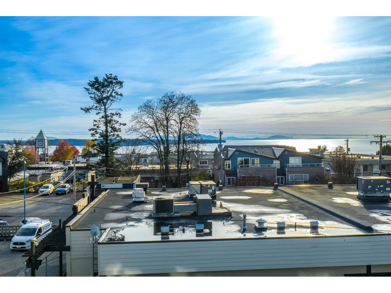 210 1354 WINTER STREET, White Rock