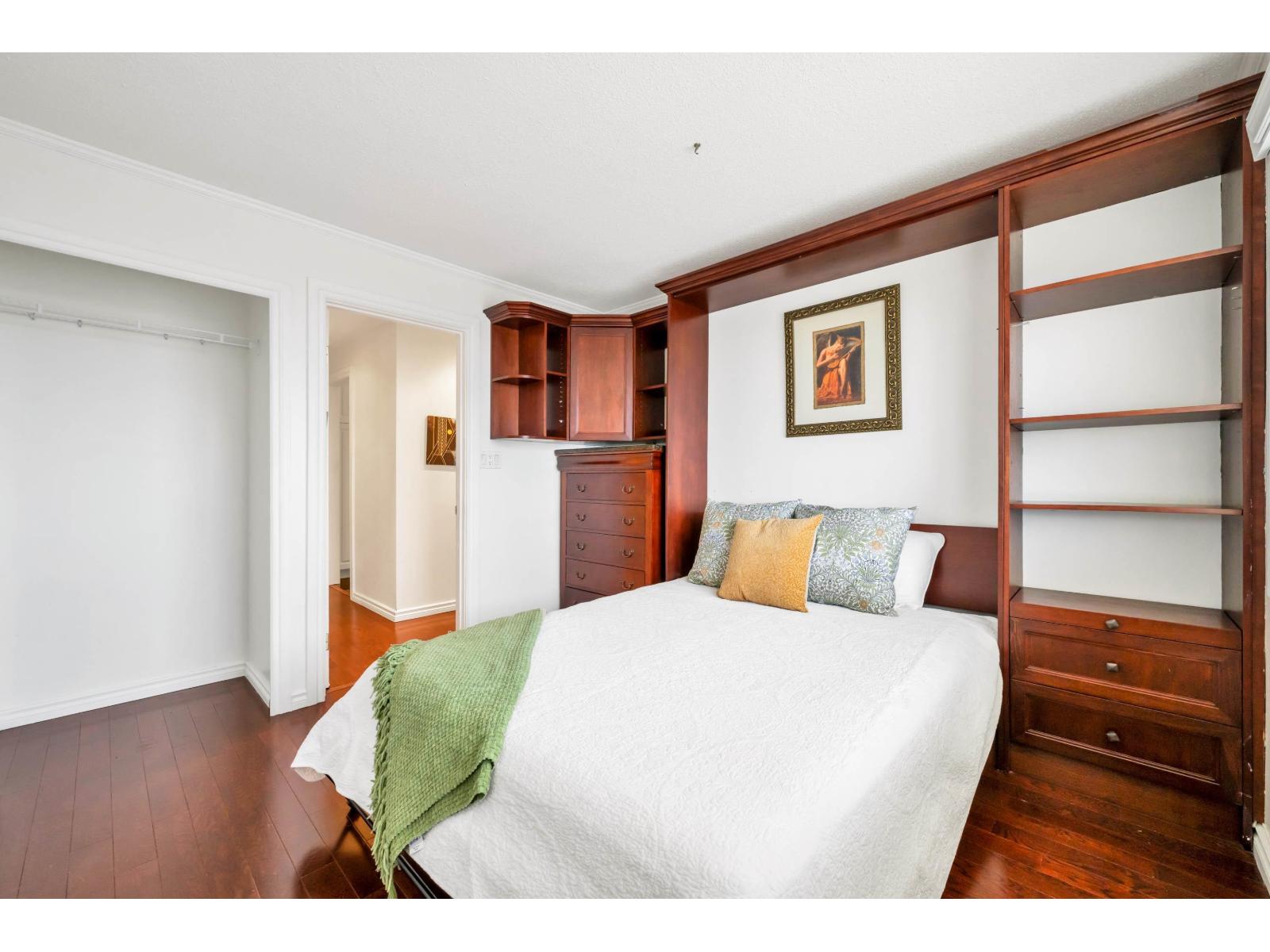 210 1354 WINTER STREET, White Rock