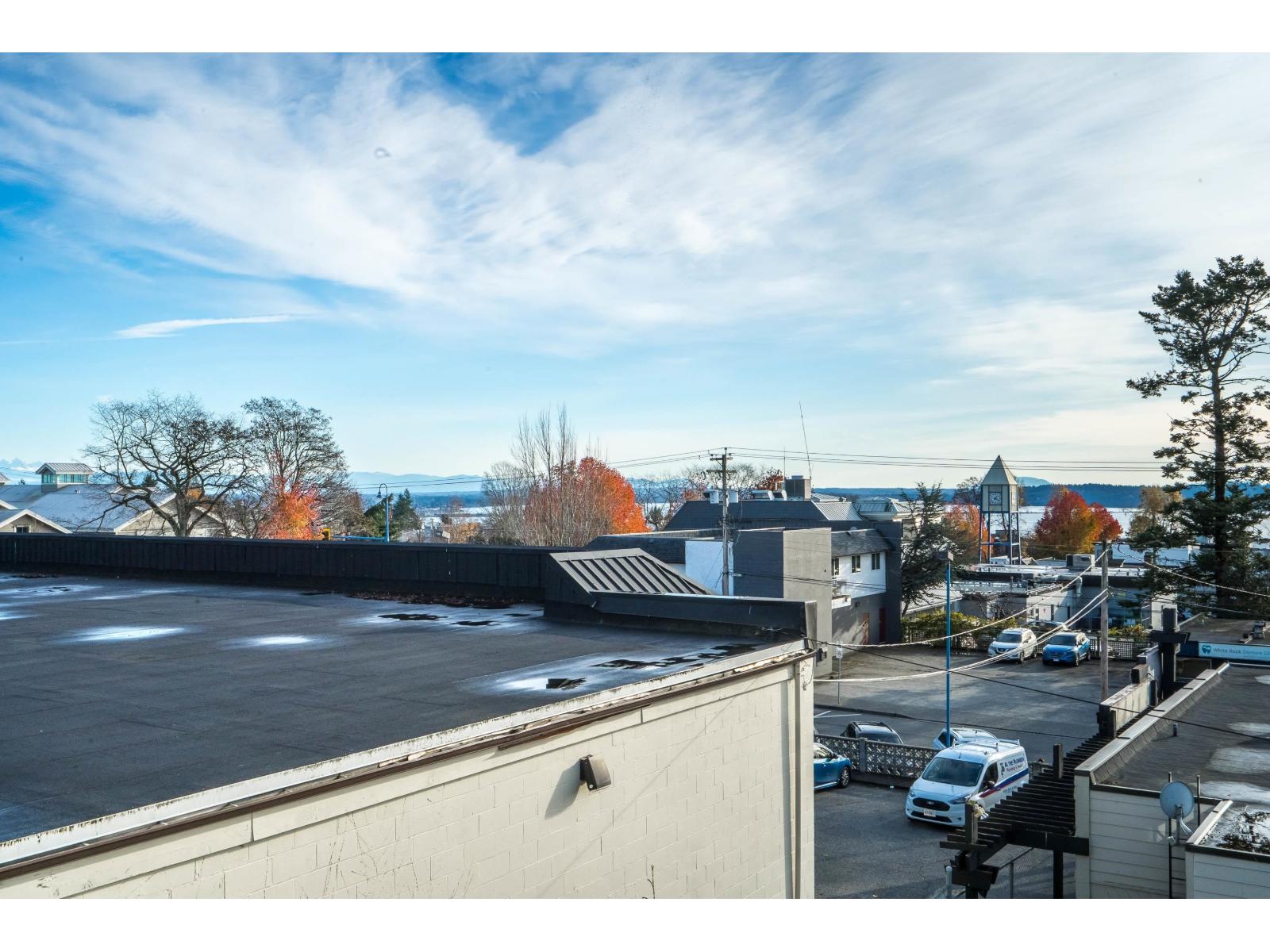 210 1354 WINTER STREET, White Rock