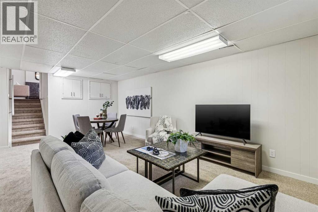 Single Family House 4 Level for Sale in  Lake Adams Crescent SE Lake Bonavista Calgary 