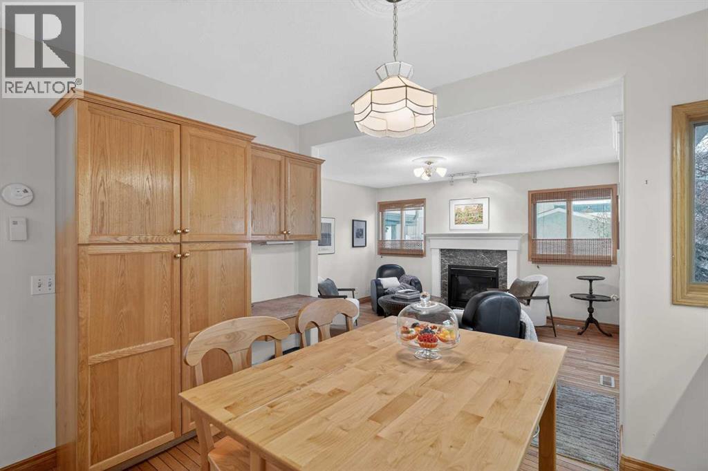 Single Family House for Sale in   Avenue SW Sunalta Calgary 